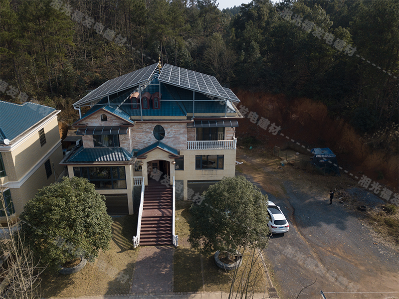 [村落光伏屋顶] 邵阳隆回县斜屋顶太阳能发电屋顶41.6千瓦项目